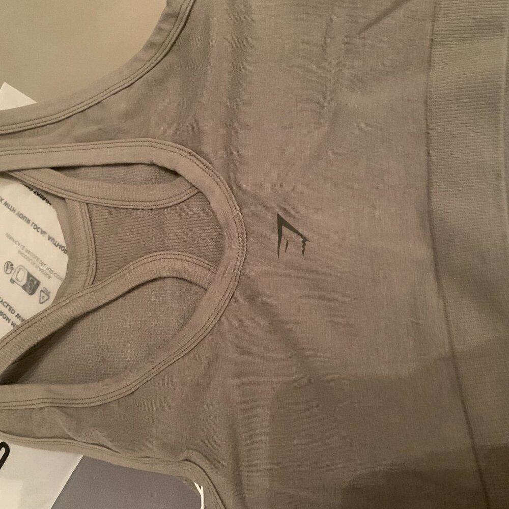 BNWT GYMSHARK Ribbed Cotton Seamless Body Fit Tank BASE GREEN SZ S - Picture 6 of 8